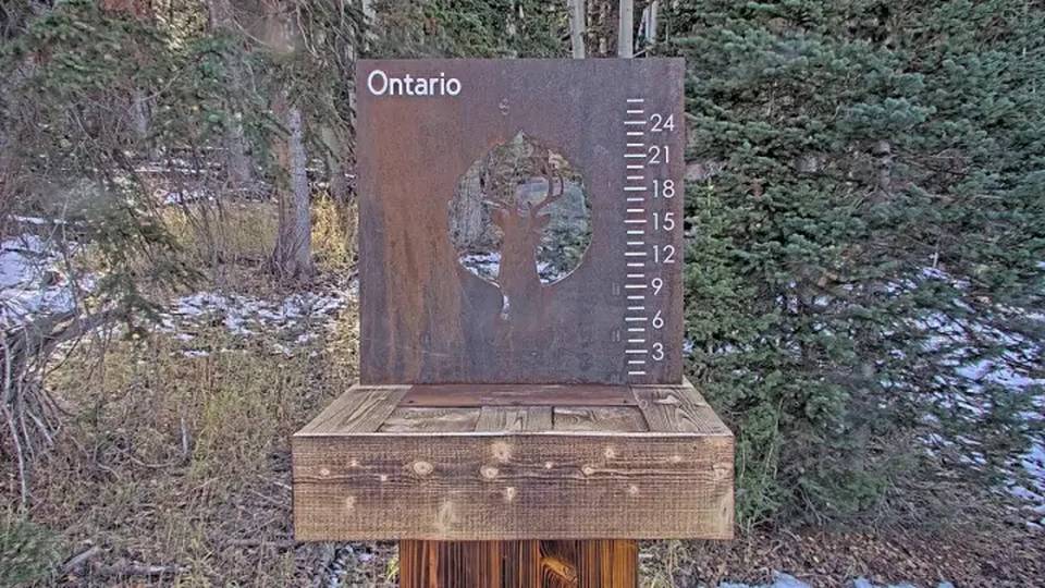 Deer Valley snow stake
